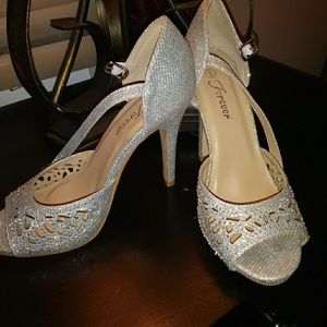 Silver glitter evening heels
